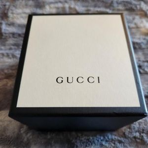 GUCCI Empty Watch Box Case Authentic,w cushion